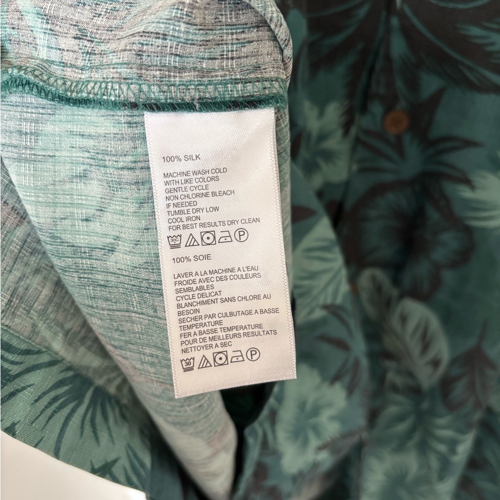 Tommy Bahama Men’s Green Hawaiian Tropical Short Sleeve 100% Silk Button Shirt - Picture 3 of 5